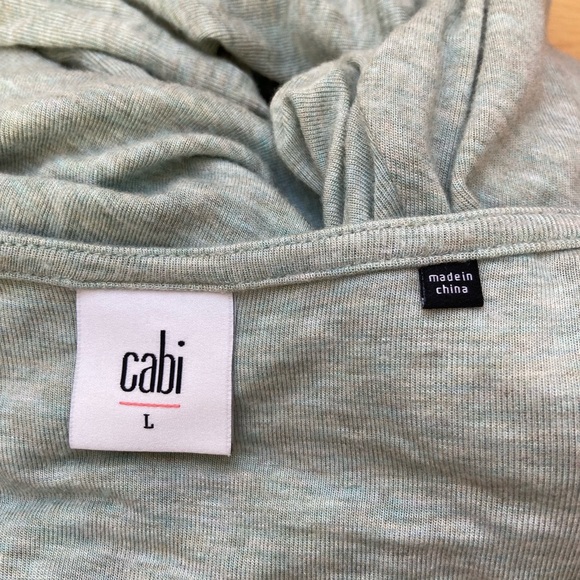 CAbi Laidback Long Sleeve V-neck Tee | Women's Sz L - Picture 4 of 8